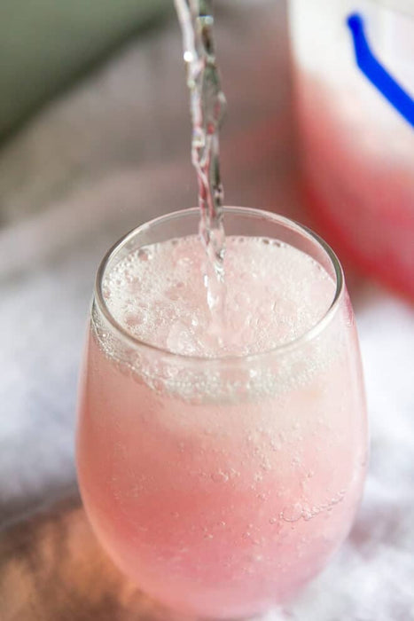 Pink Vodka Lemonade Cocktail